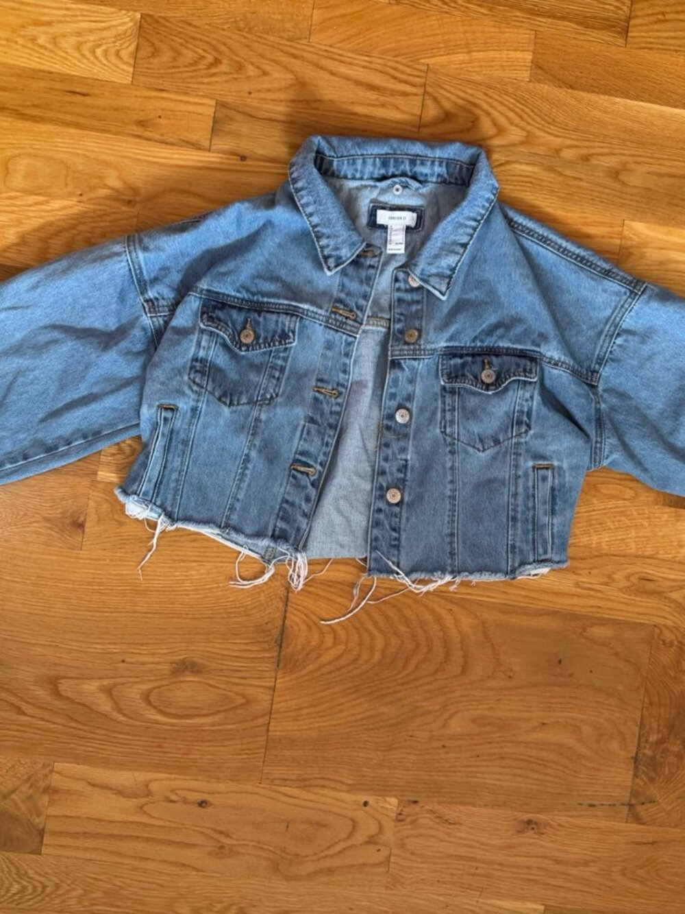 Forever 21 Cropped Denim Jacket Raw Hem Size Small